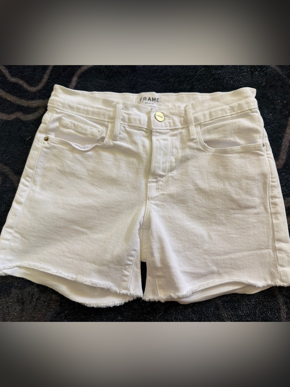 Frame Denim White High-Rise Frayed Hem Jean Shorts - Picture 3 of 10